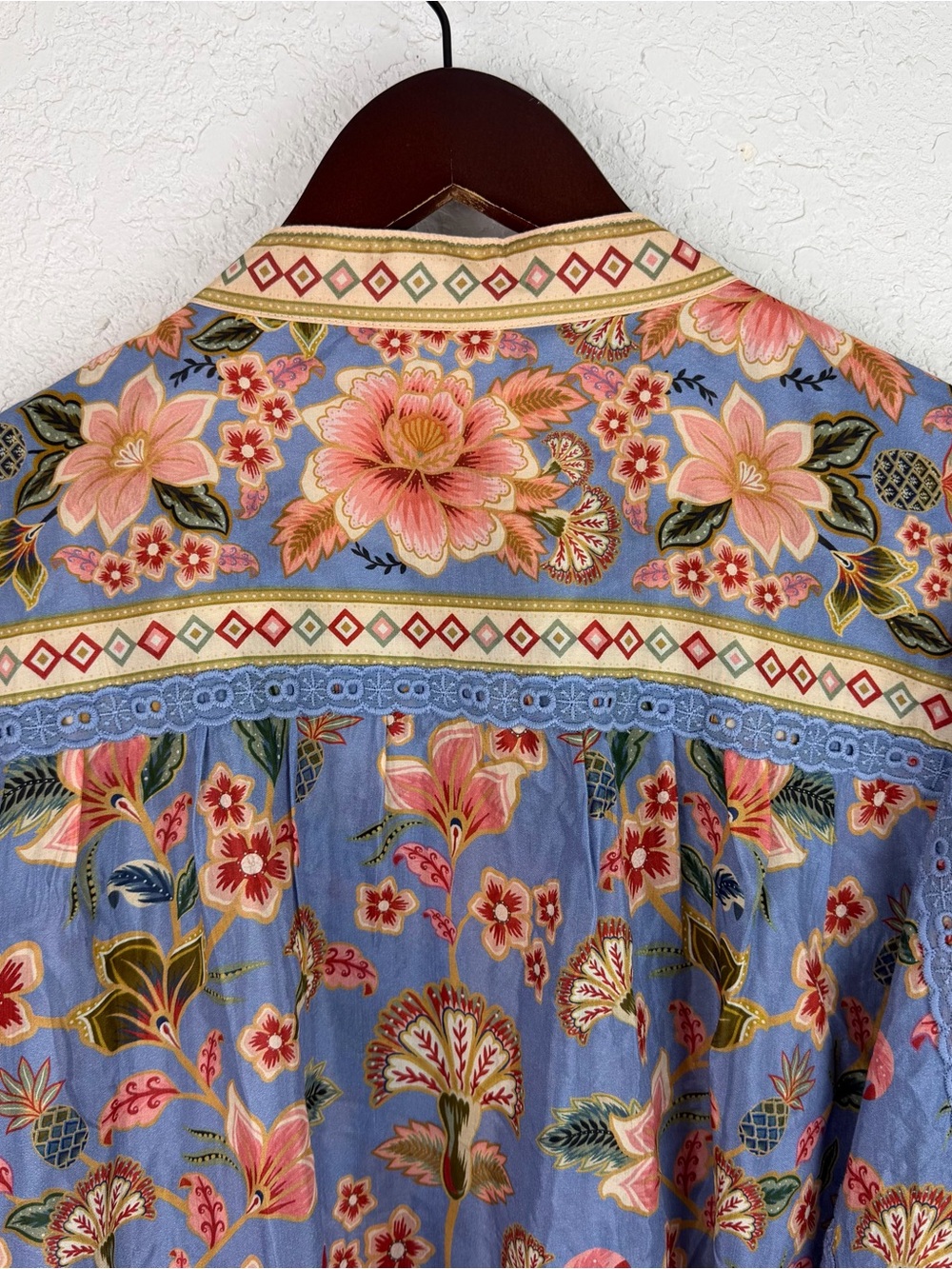Farm Rio | Super Bloom Tapestry Blouse New - Picture 6 of 11